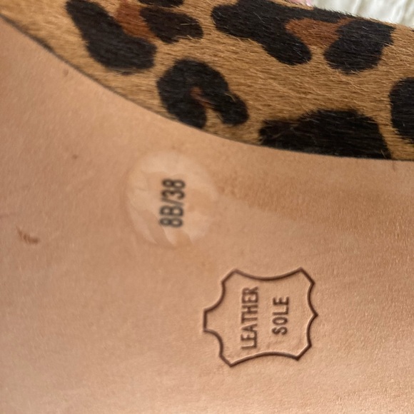 Size 8 BCBG MaxAxaria 4 inch open toe heels. - Picture 6 of 7